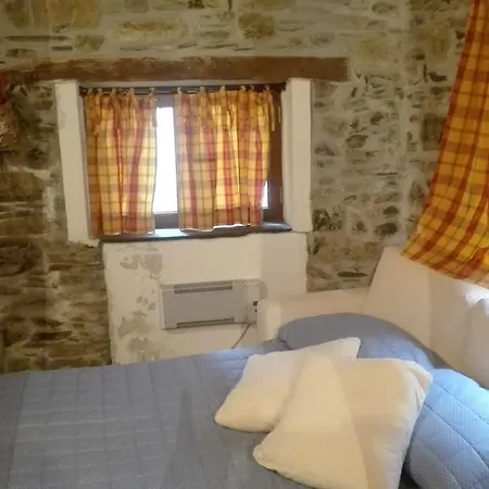 Case Vacanze Lovegno بيت للعطل Pieve di Teco