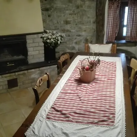 بيت للعطل Case Vacanze Lovegno Pieve di Teco